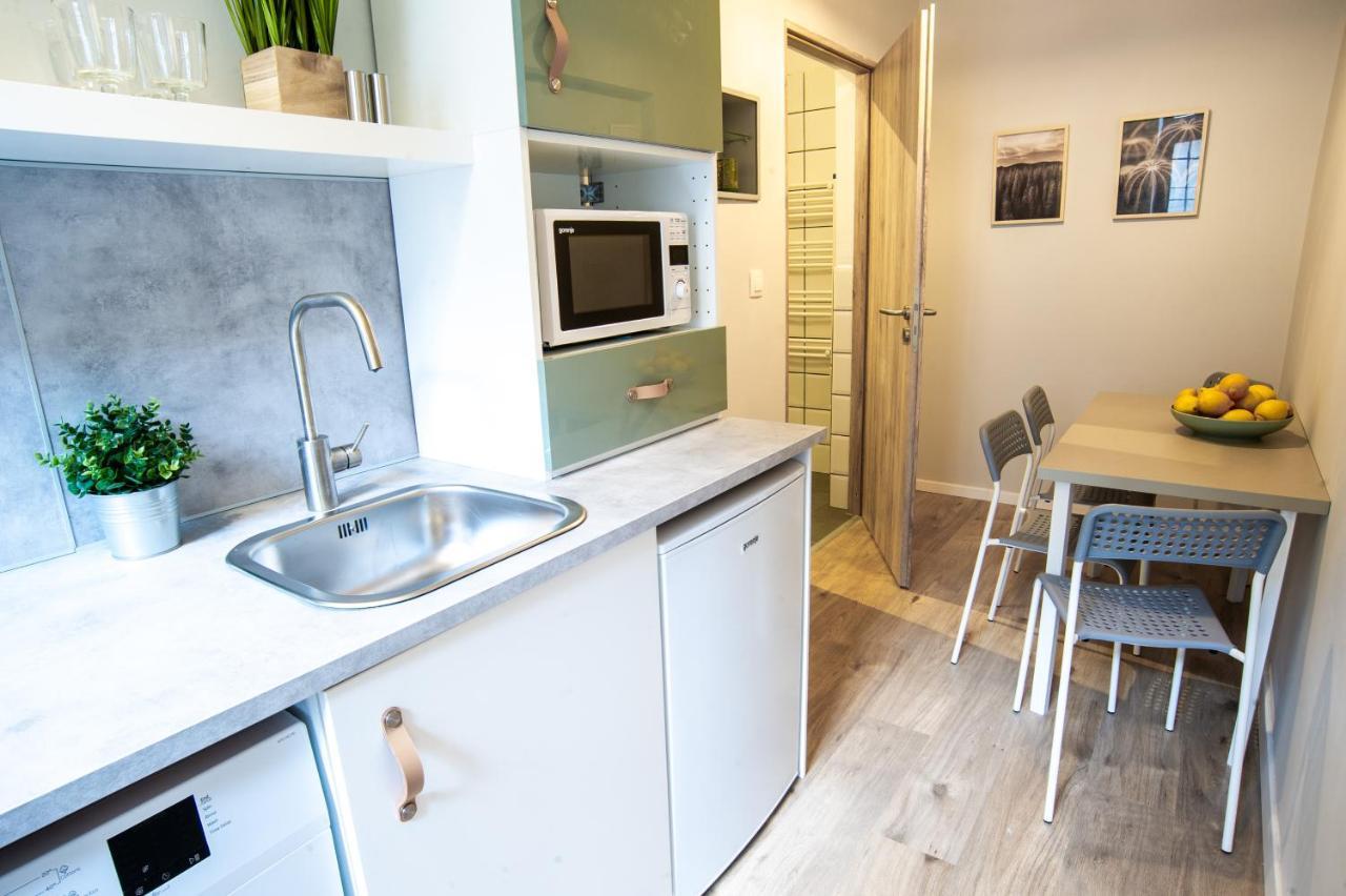 Cozy Apartment On The Boulevard. Boedapest Buitenkant foto